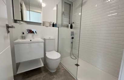 Resale - Villa - Mil Palmeras - Costa Blanca