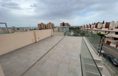 Resale - Villa - Mil Palmeras - Costa Blanca