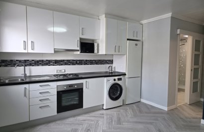 Resale - Townhouse / Duplex / Corner - La Torreta - Torrevieja