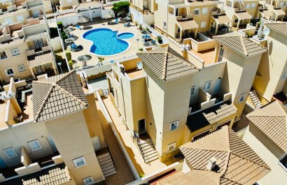 Resale - Townhouse / Duplex / Corner - San Miguel de Salinas - Ciudad de las comunicaciones