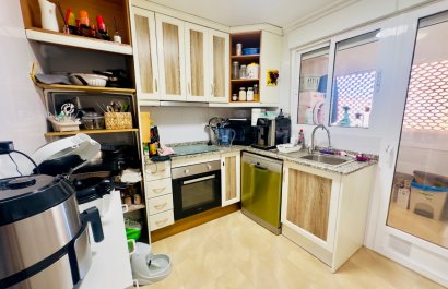 Resale - Townhouse / Duplex / Corner - San Miguel de Salinas - Ciudad de las comunicaciones