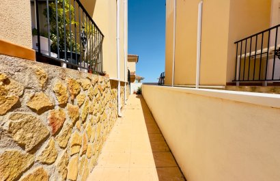 Resale - Townhouse / Duplex / Corner - San Miguel de Salinas - Ciudad de las comunicaciones