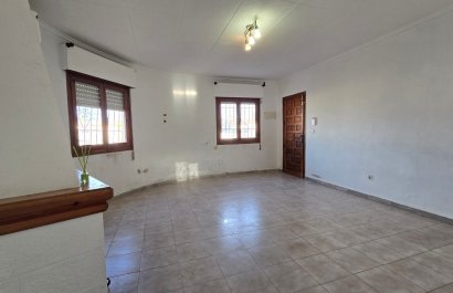Reventa - Villa - Torrevieia - El Chaparral