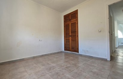 Reventa - Villa - Torrevieia - El Chaparral