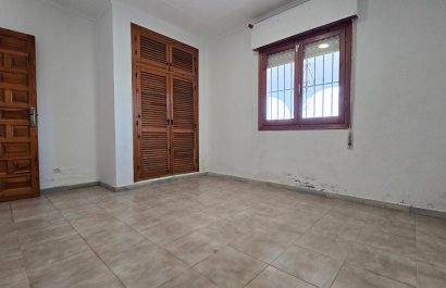 Reventa - Villa - Torrevieia - El Chaparral