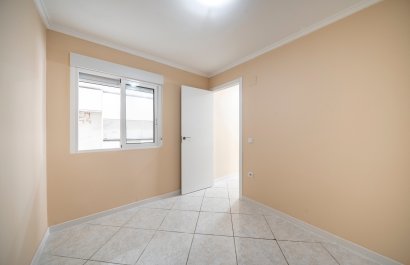 Resale - Townhouse / Duplex / Corner - Torrevieia - El Chaparral