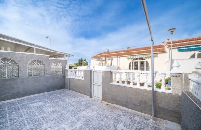 Resale - Townhouse / Duplex / Corner - Torrevieia - El Chaparral