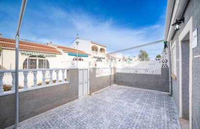 Resale - Townhouse / Duplex / Corner - Torrevieia - El Chaparral