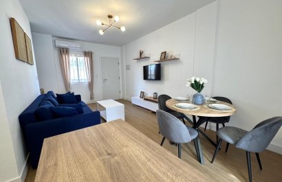 Resale - Townhouse / Duplex / Corner - Orihuela Costa - Villamartín