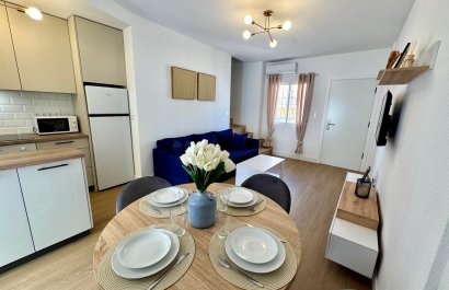 Resale - Townhouse / Duplex / Corner - Orihuela Costa - Villamartín