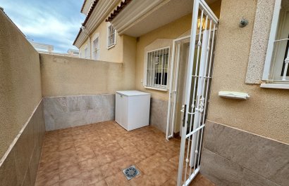 Resale - Townhouse / Duplex / Corner - Orihuela Costa - Villamartín