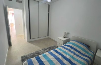 Resale - Apartment / flat - Pilar de la Horadada - Torre de la Horadada