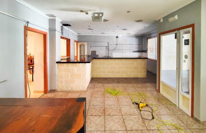 Resale - Commercial - Torrevieia - La Siesta - El Chaparral - San Luis