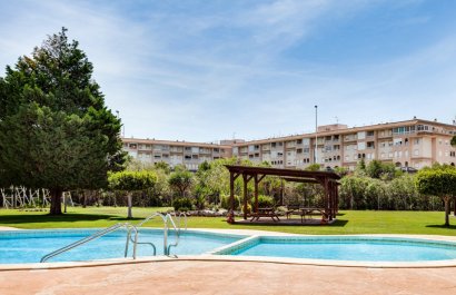 Resale - Top floor bungalow - Torrevieia - La Siesta - El Chaparral - San Luis