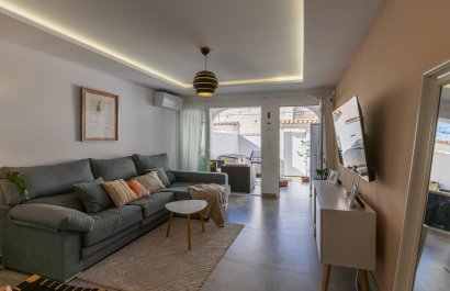 Resale - Townhouse / Duplex / Corner - Torrevieia - Nueva Torrevieja