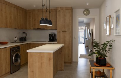 Resale - Townhouse / Duplex / Corner - Torrevieia - Nueva Torrevieja