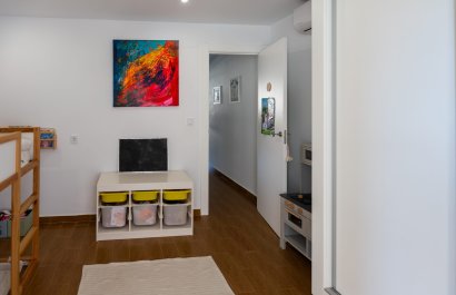 Resale - Townhouse / Duplex / Corner - Torrevieia - Nueva Torrevieja