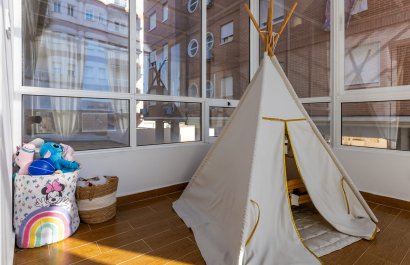 Resale - Townhouse / Duplex / Corner - Torrevieia - Nueva Torrevieja