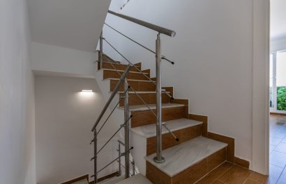 Resale - Townhouse / Duplex / Corner - Torrevieia - Nueva Torrevieja