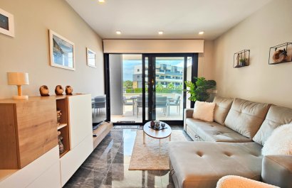 Resale - Apartment / flat - Orihuela Costa - Los Altos