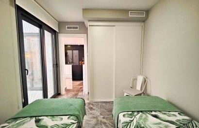 Resale - Apartment / flat - Orihuela Costa - Los Altos