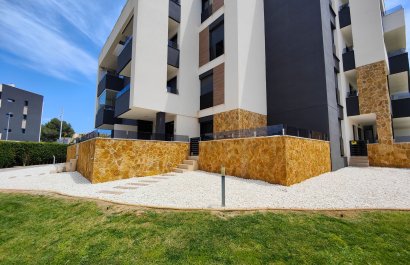Resale - Apartment / flat - Orihuela Costa - Los Altos