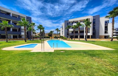 Resale - Apartment / flat - Orihuela Costa - Los Altos