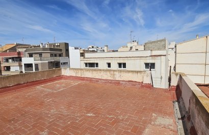 Resale - Apartment / flat - Torrevieia - Center
