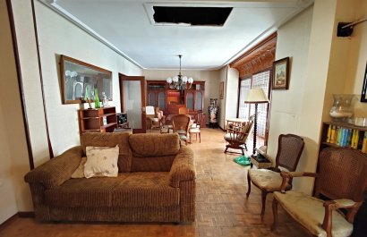 Resale - Apartment / flat - Torrevieia - Center