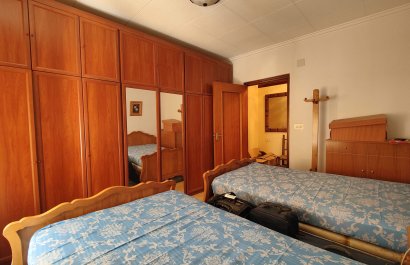 Resale - Apartment / flat - Torrevieia - Center