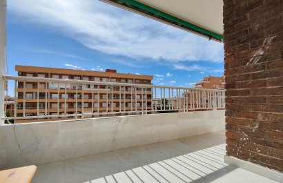 Resale - Apartment / flat - Torrevieia - Punta Prima