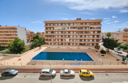 Resale - Apartment / flat - Torrevieia - Punta Prima