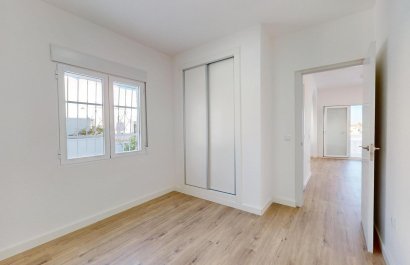 Resale - Townhouse / Duplex / Corner - Orihuela Costa - Blue Lagoon