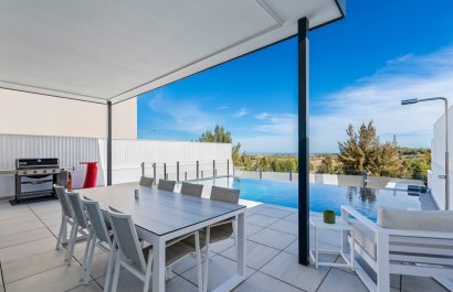 Resale - Villa - San Miguel de Salinas - Mirador De San Miguel