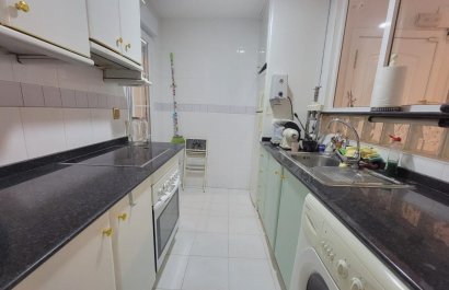 Resale - Apartment / flat - Torrevieia - Playa del Cura