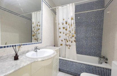 Resale - Apartment / flat - Torrevieia - Playa del Cura