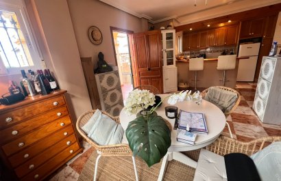 Resale - Villa - Orihuela Costa - La Zenia