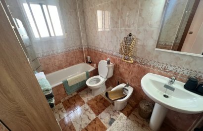 Resale - Villa - Orihuela Costa - La Zenia