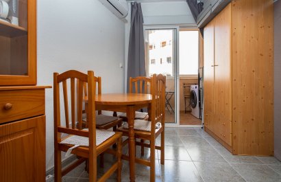 Resale - Apartment / flat - Torrevieia - Playa Los Locos