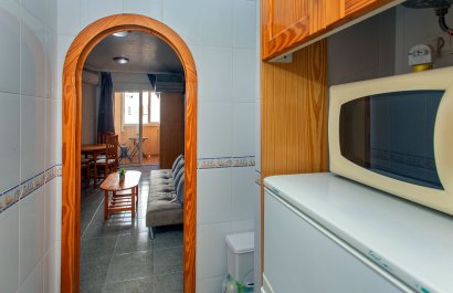 Resale - Apartment / flat - Torrevieia - Playa Los Locos