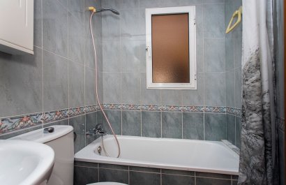 Resale - Apartment / flat - Torrevieia - Playa Los Locos