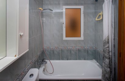 Resale - Apartment / flat - Torrevieia - Playa Los Locos