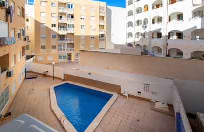 Resale - Apartment / flat - Torrevieia - Playa Los Locos