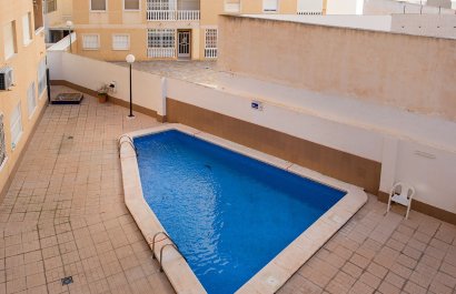 Resale - Apartment / flat - Torrevieia - Playa Los Locos
