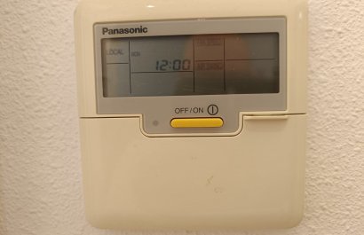 Resale - Apartment / flat - Rafal