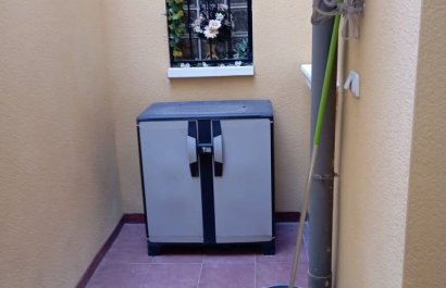 Resale - Apartment / flat - Rafal