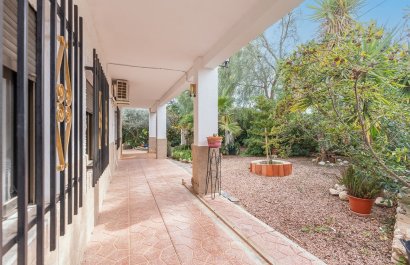 Resale - Villa - Hondón de las Nieves