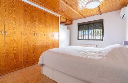 Resale - Villa - Hondón de las Nieves