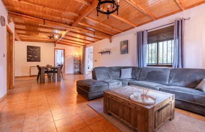 Resale - Villa - Hondón de las Nieves