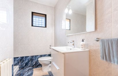 Resale - Villa - Hondón de las Nieves